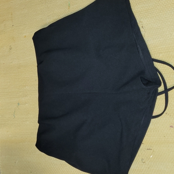 Blāshe Romper - Picture 2 of 3